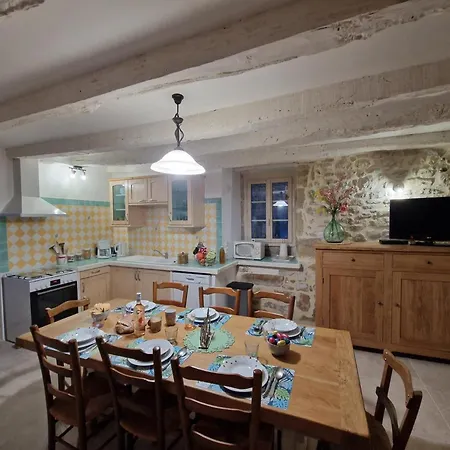 Maison Familiale Avec Piscine Privee, Jeux Pour Enfants, Salle De Sport Et Wifi En Dordogne - Fr-1-616-70 *