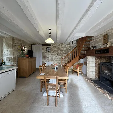Rustique Avec Piscine Privée Et Wifi - Fr-1-616-70 * Cherveix-Cubas